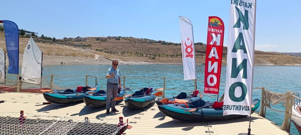 Kano Kayseri ile Zamantı'nın Büyülü Sularında Unutulmaz Bir Maceraya Yelken Açın!